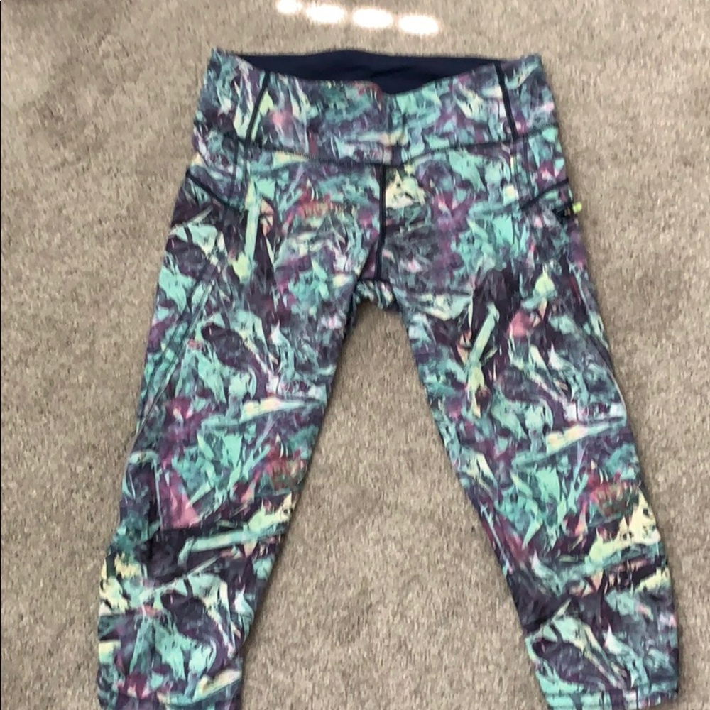 Lululemon Capri leggings